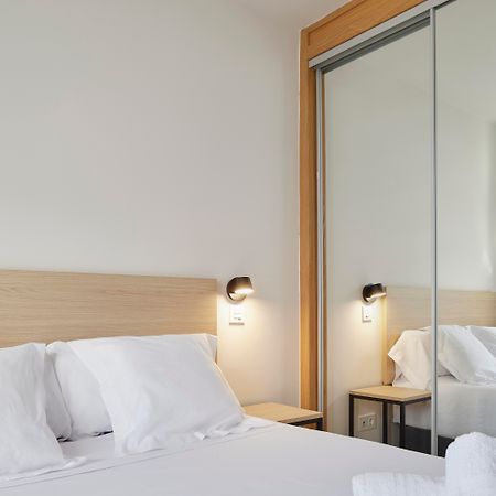 Iraipe Logrono Hotel Екстериор снимка