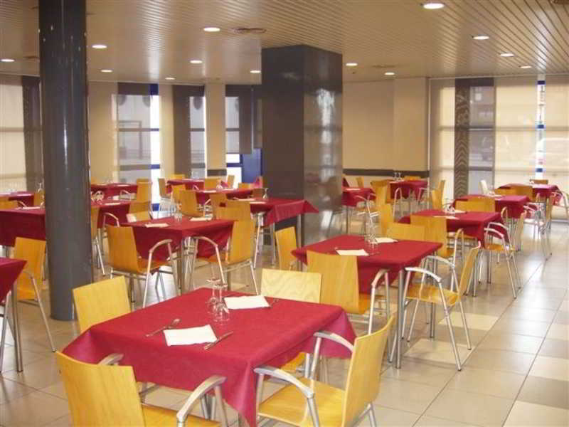 Iraipe Logrono Hotel Екстериор снимка