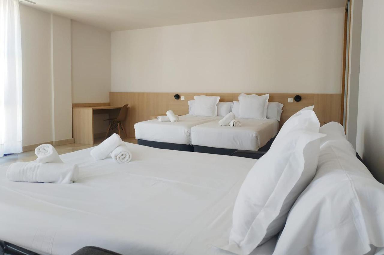 Iraipe Logrono Hotel Екстериор снимка