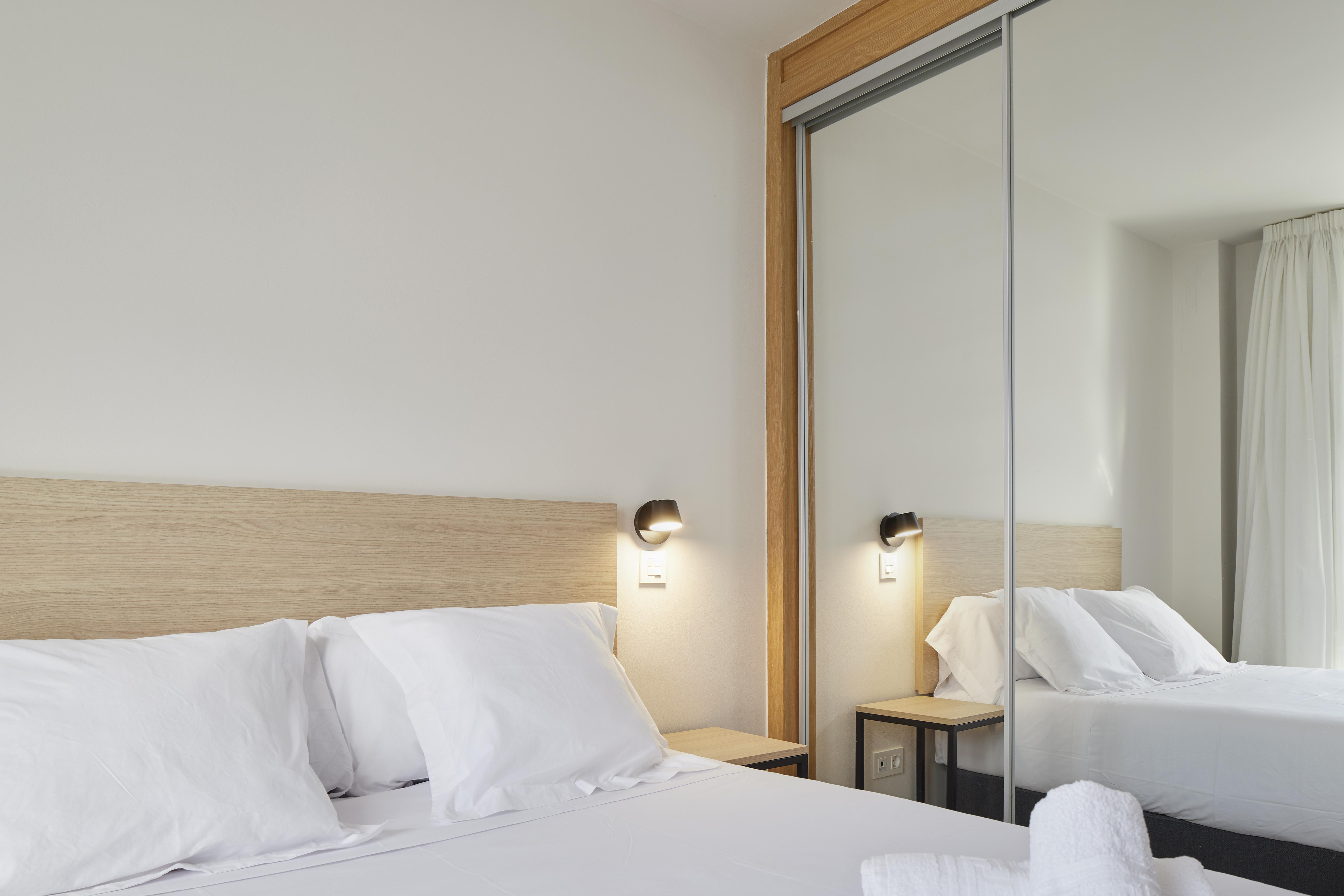 Iraipe Logrono Hotel Екстериор снимка