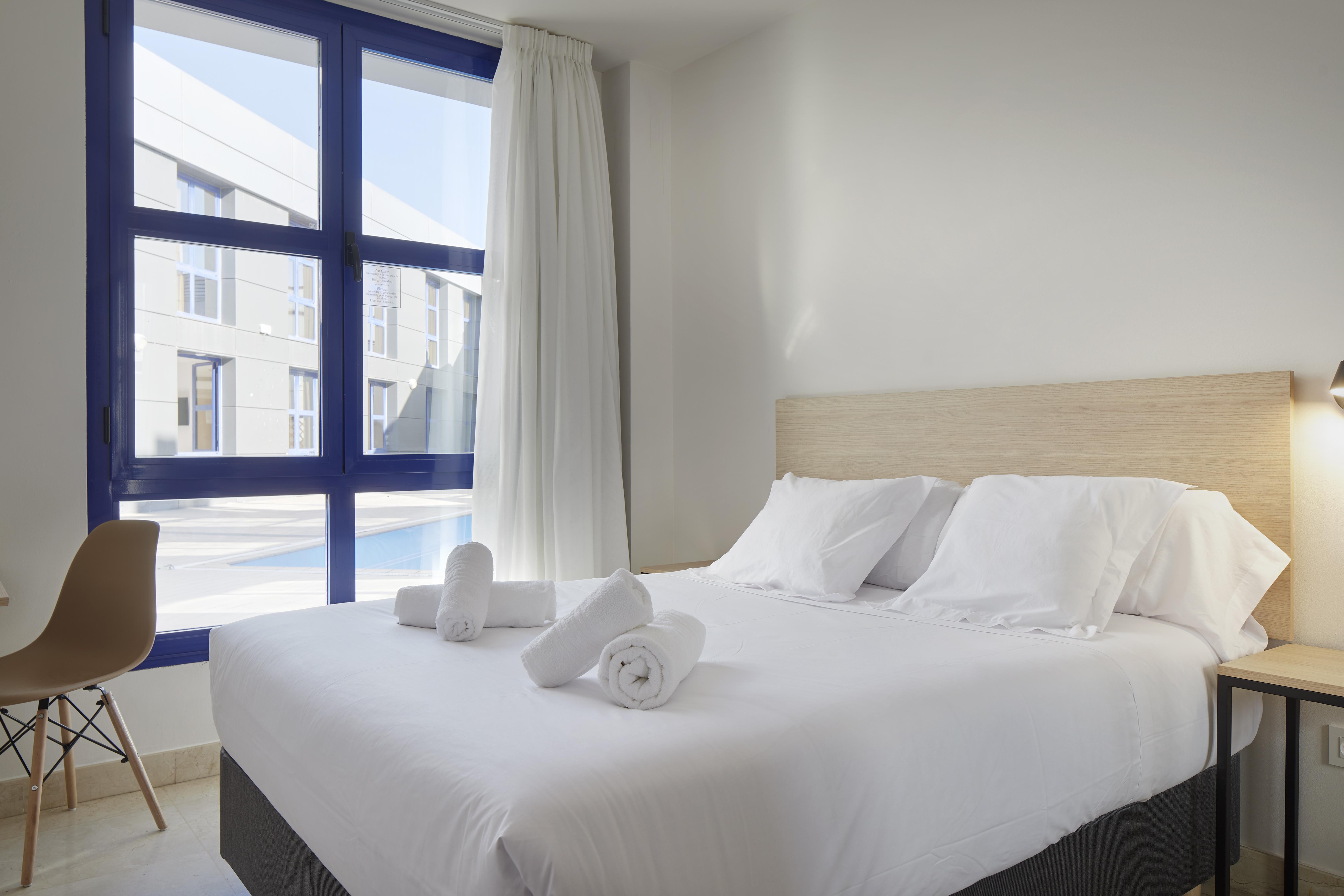 Iraipe Logrono Hotel Екстериор снимка