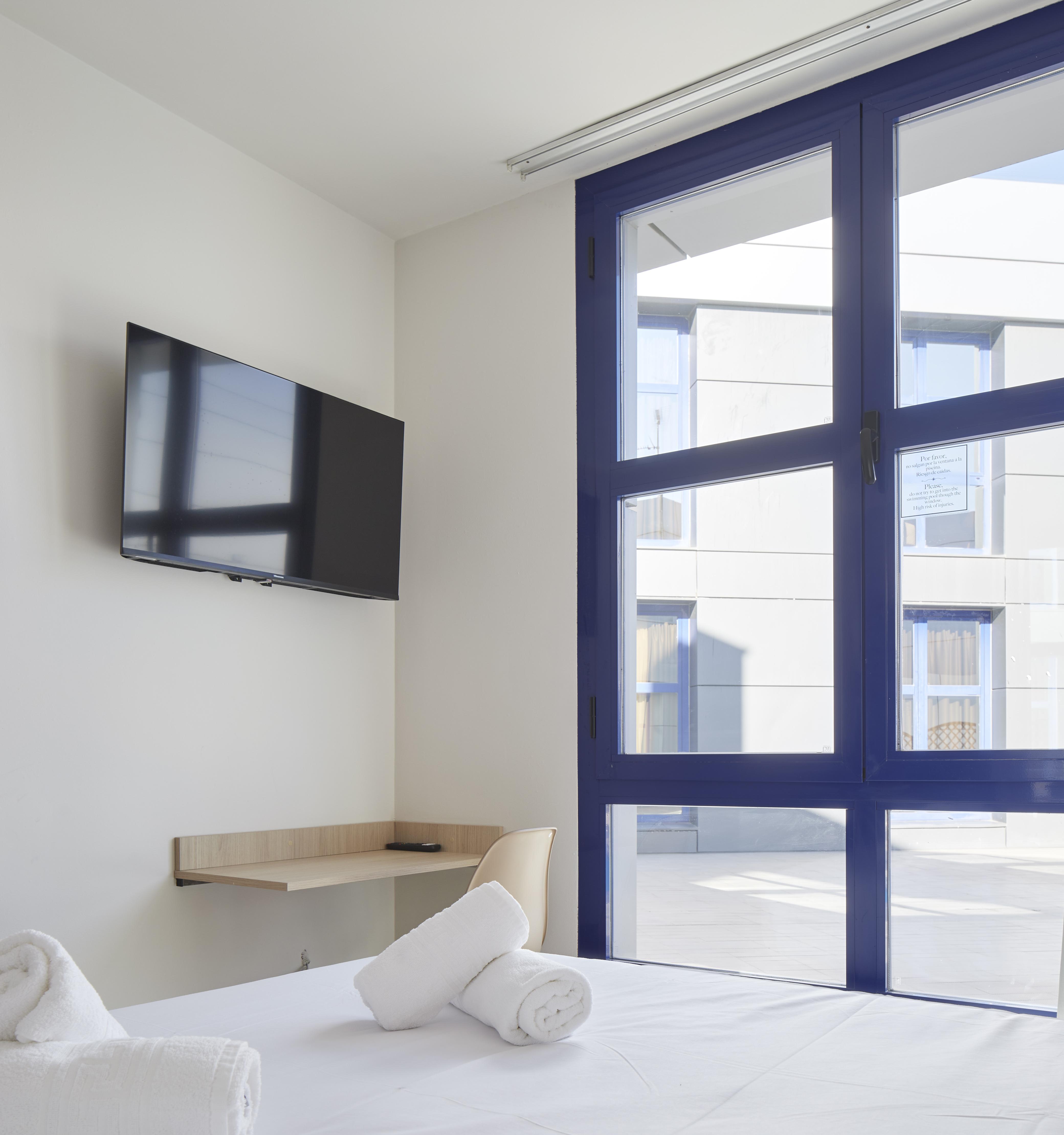 Iraipe Logrono Hotel Екстериор снимка