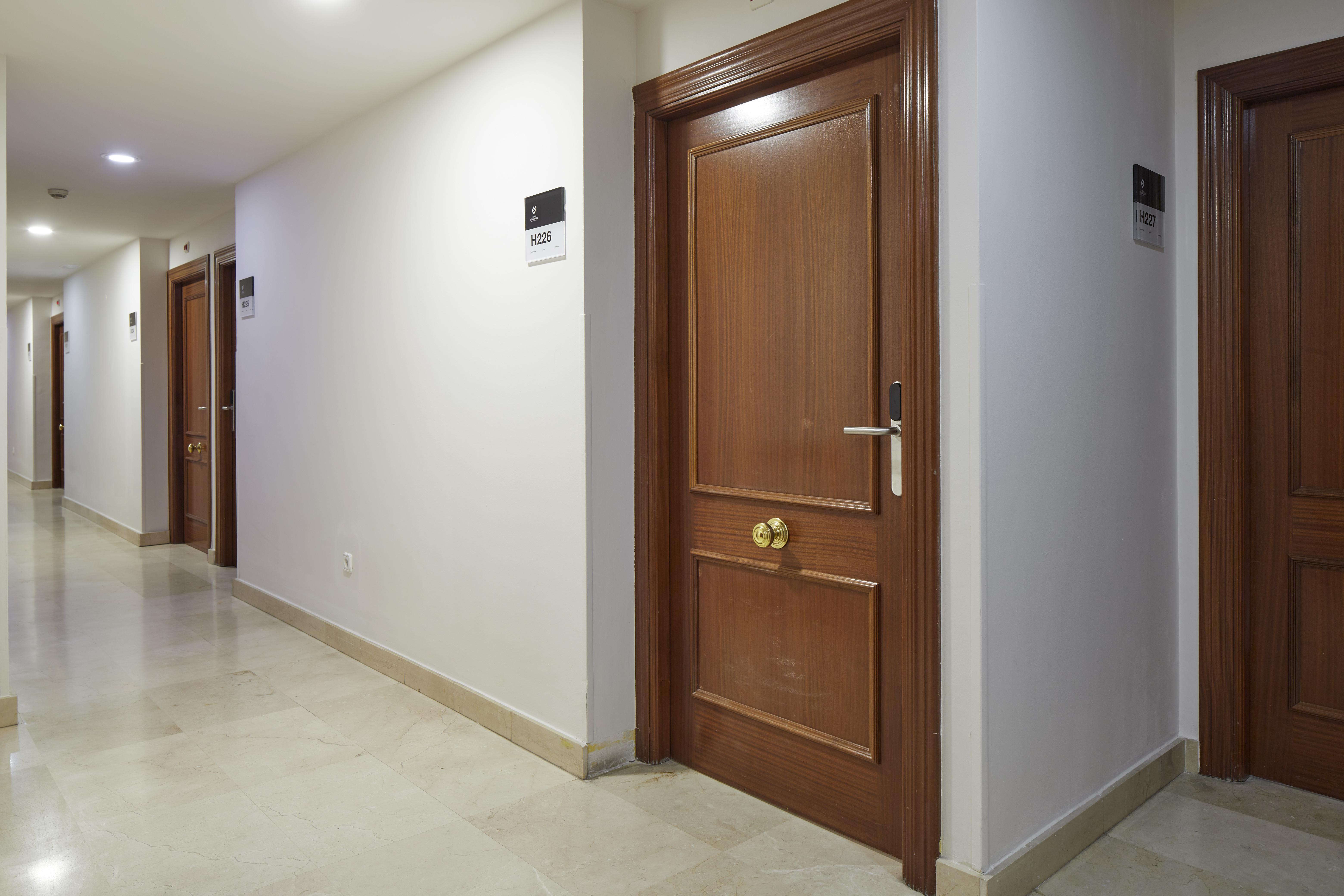 Iraipe Logrono Hotel Екстериор снимка