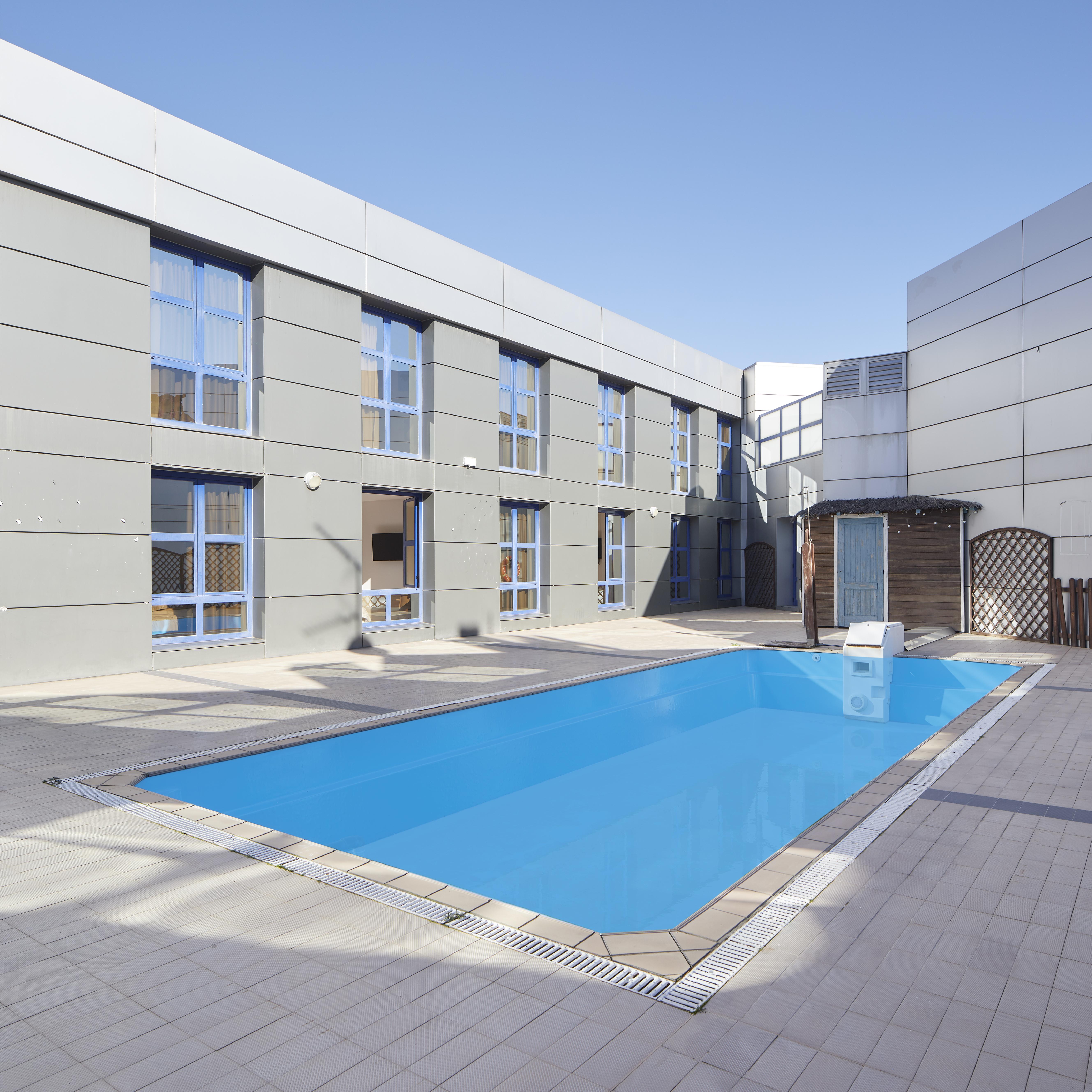 Iraipe Logrono Hotel Екстериор снимка