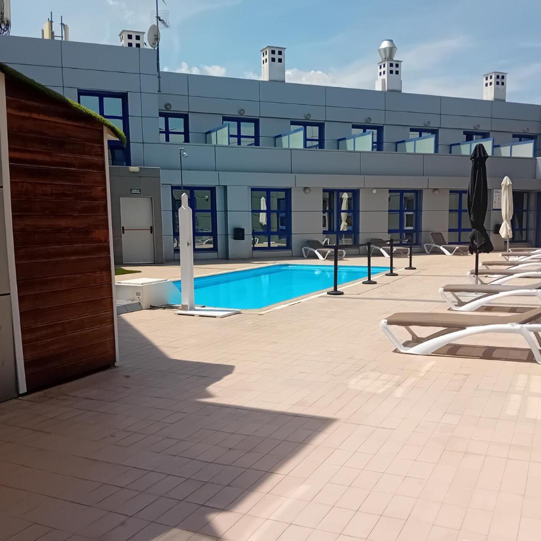 Iraipe Logrono Hotel Екстериор снимка